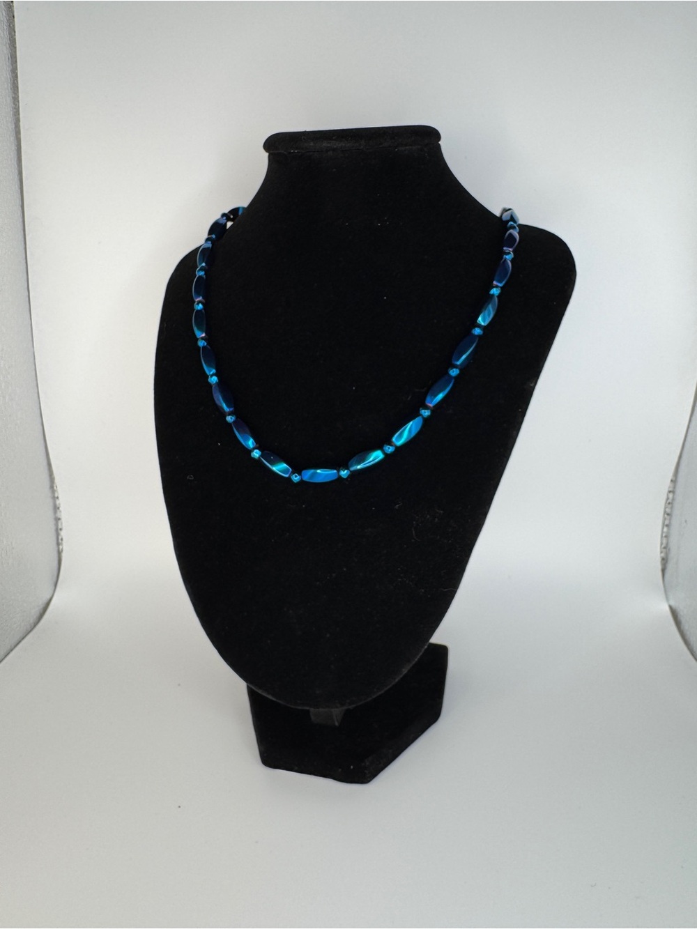 Blue Beaded Women's Necklace - Elegant Coastal Style